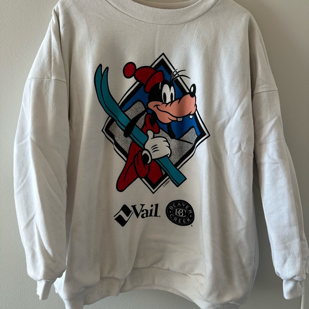 REVERSIBLE Vintage Unisex DISNEY Goofy / Vail Collaboration Sweater